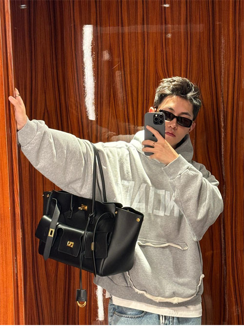 Balenciaga 발렌시아가 테이프 타입 립드 포켓 오버사이즈 후드 3컬러 레플리카 2번 이미지 - 의류 | 세미샵 레플리카 사이트