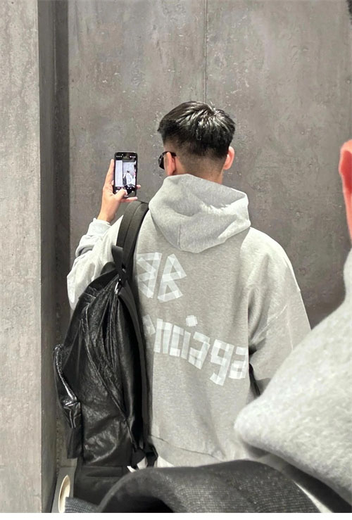 Balenciaga 발렌시아가 테이프 타입 립드 포켓 오버사이즈 후드 3컬러 레플리카 3번 이미지 - 의류 | 세미샵 레플리카 사이트