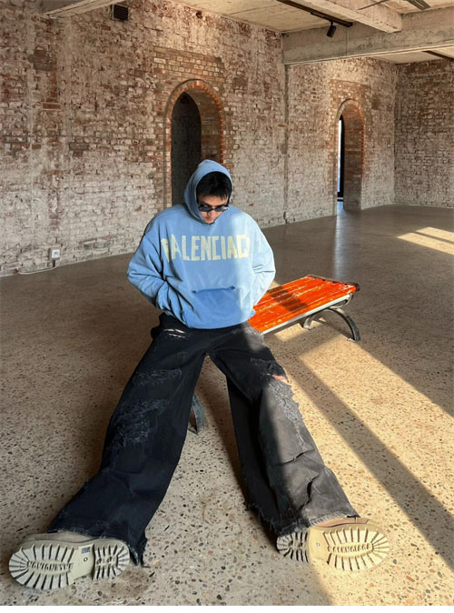 Balenciaga 발렌시아가 테이프 타입 립드 포켓 오버사이즈 후드 3컬러 레플리카 4번 이미지 - 의류 | 세미샵 레플리카 사이트