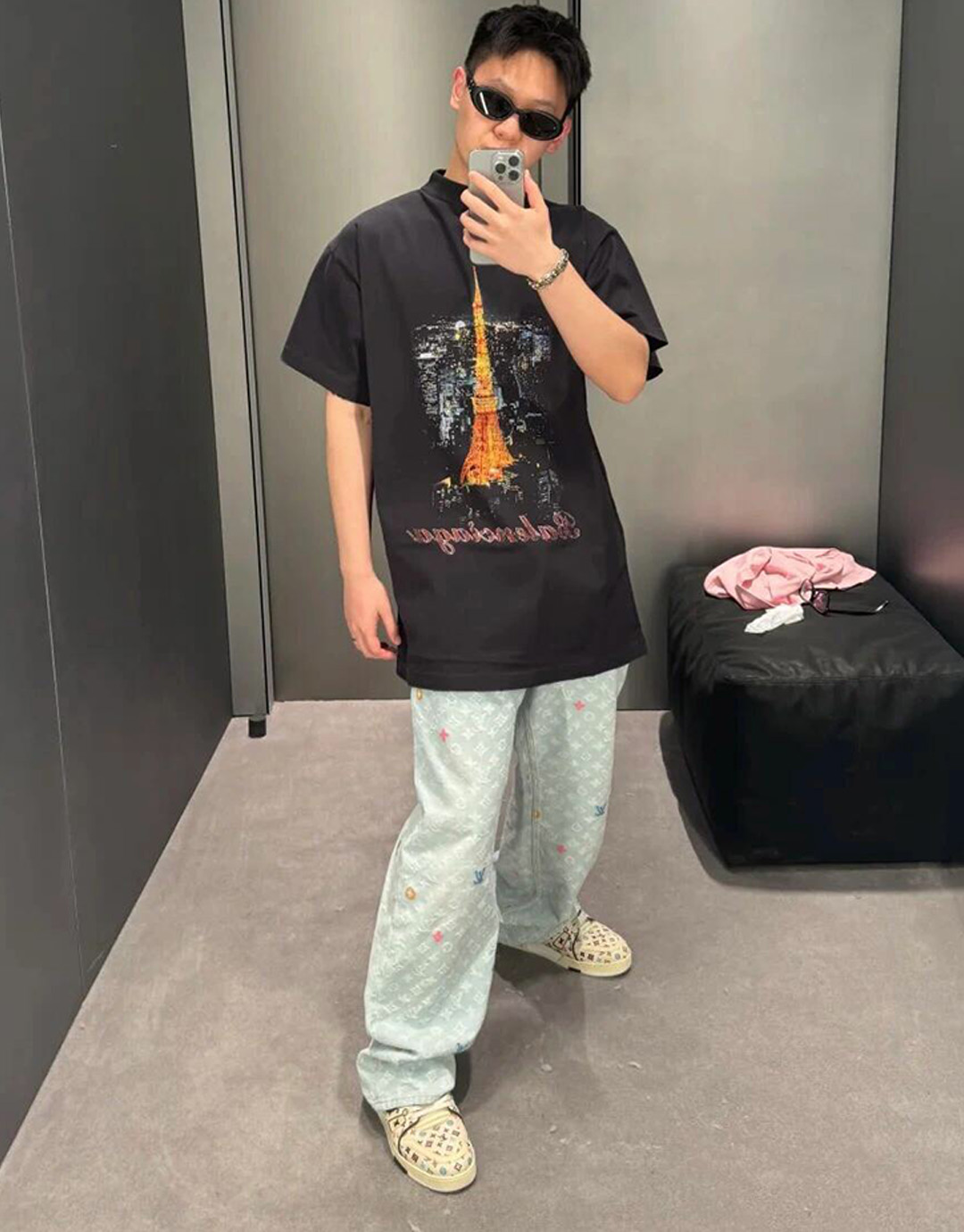 Balenciaga 발렌시아가 파리 리버티 문 미디엄 핏 반팔 티셔츠 “2COLOR” 레플리카 4번 이미지 - 의류 | 세미샵 레플리카 사이트