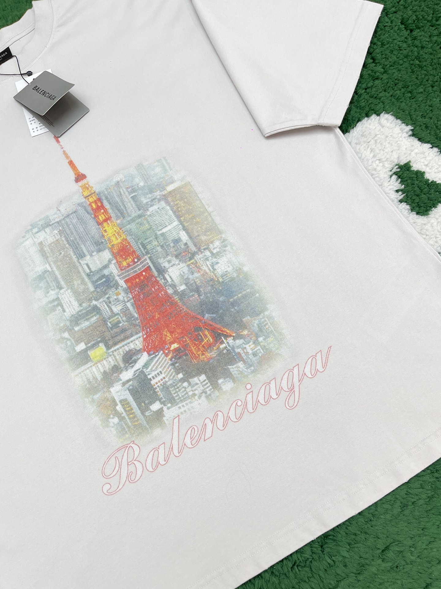 Balenciaga 발렌시아가 파리 리버티 문 미디엄 핏 반팔 티셔츠 “2COLOR” 레플리카 18번 이미지 - 의류 | 세미샵 레플리카 사이트