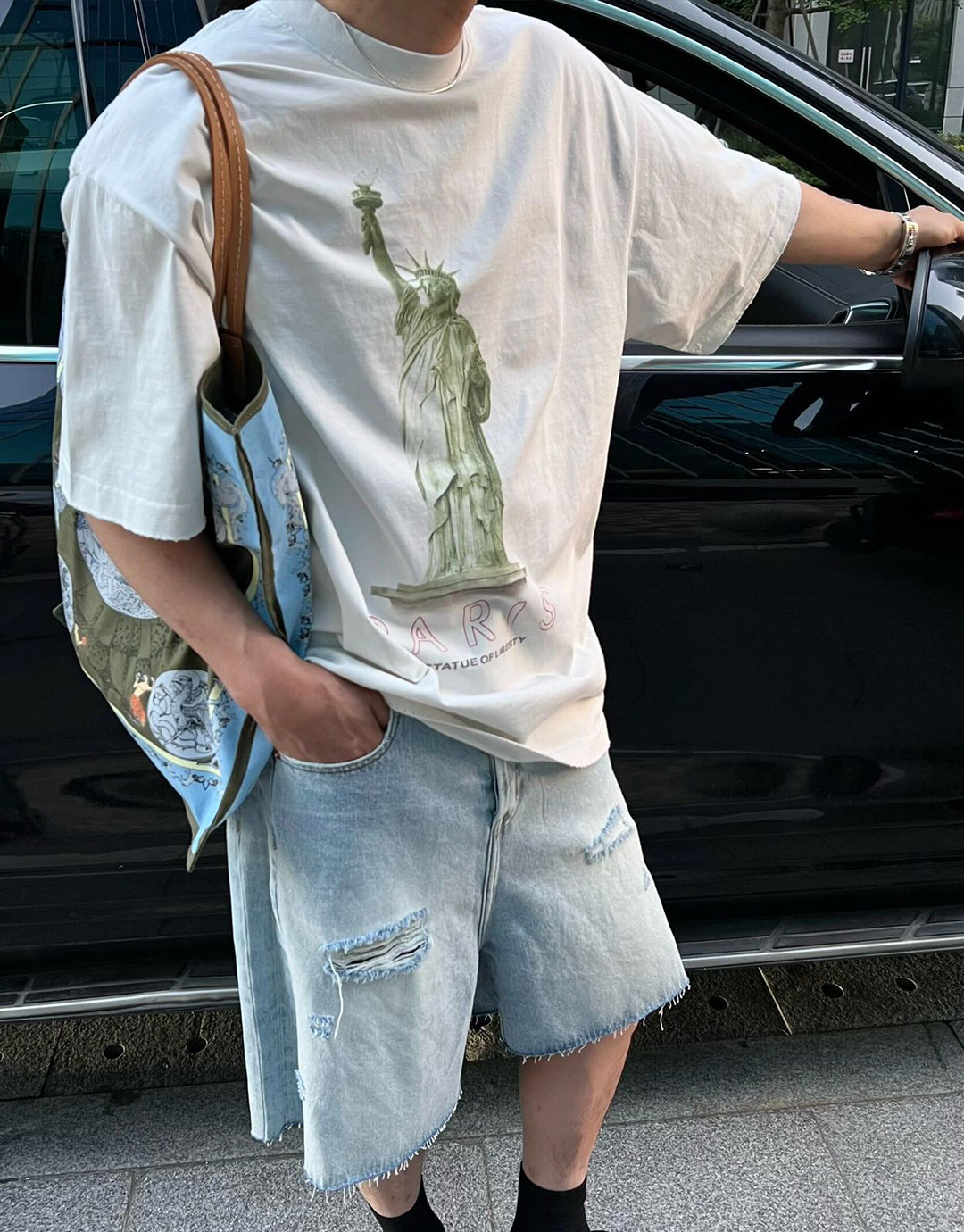 Balenciaga 발렌시아가 파리 리버티 미디엄 핏 반팔 티셔츠 “2COLOR” 레플리카 7번 이미지 - 의류 | 세미샵 레플리카 사이트