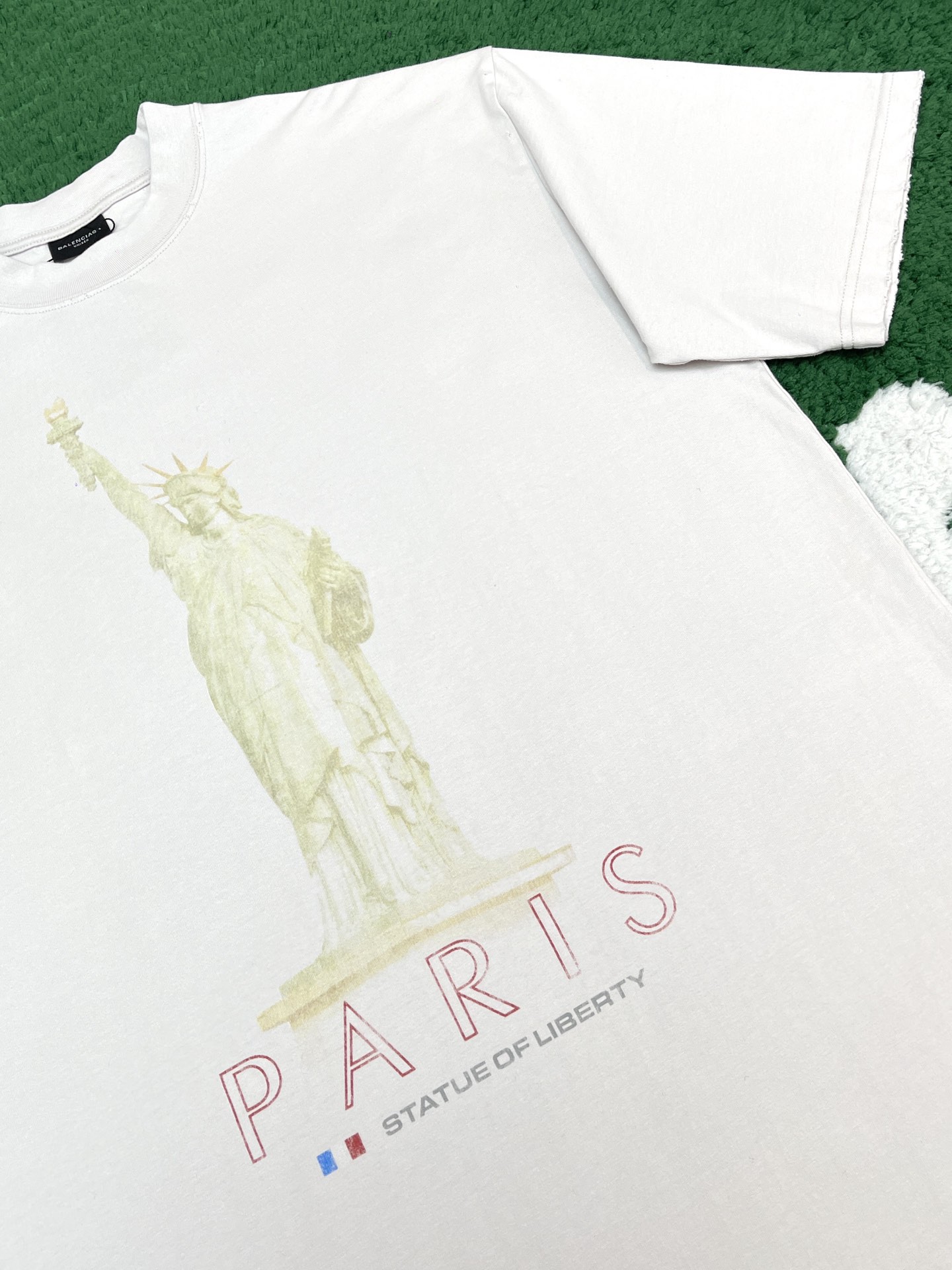 Balenciaga 발렌시아가 파리 리버티 미디엄 핏 반팔 티셔츠 “2COLOR” 레플리카 17번 이미지 - 의류 | 세미샵 레플리카 사이트