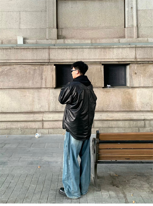 Balenciaga 발렌시아가 패디드 레더 오버 셔츠 자켓 레플리카 5번 이미지 - 의류 | 세미샵 레플리카 사이트