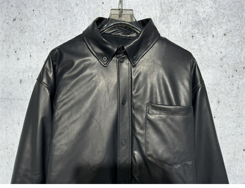 Balenciaga 발렌시아가 패디드 레더 오버 셔츠 자켓 레플리카 8번 이미지 - 의류 | 세미샵 레플리카 사이트