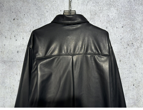 Balenciaga 발렌시아가 패디드 레더 오버 셔츠 자켓 레플리카 18번 이미지 - 의류 | 세미샵 레플리카 사이트