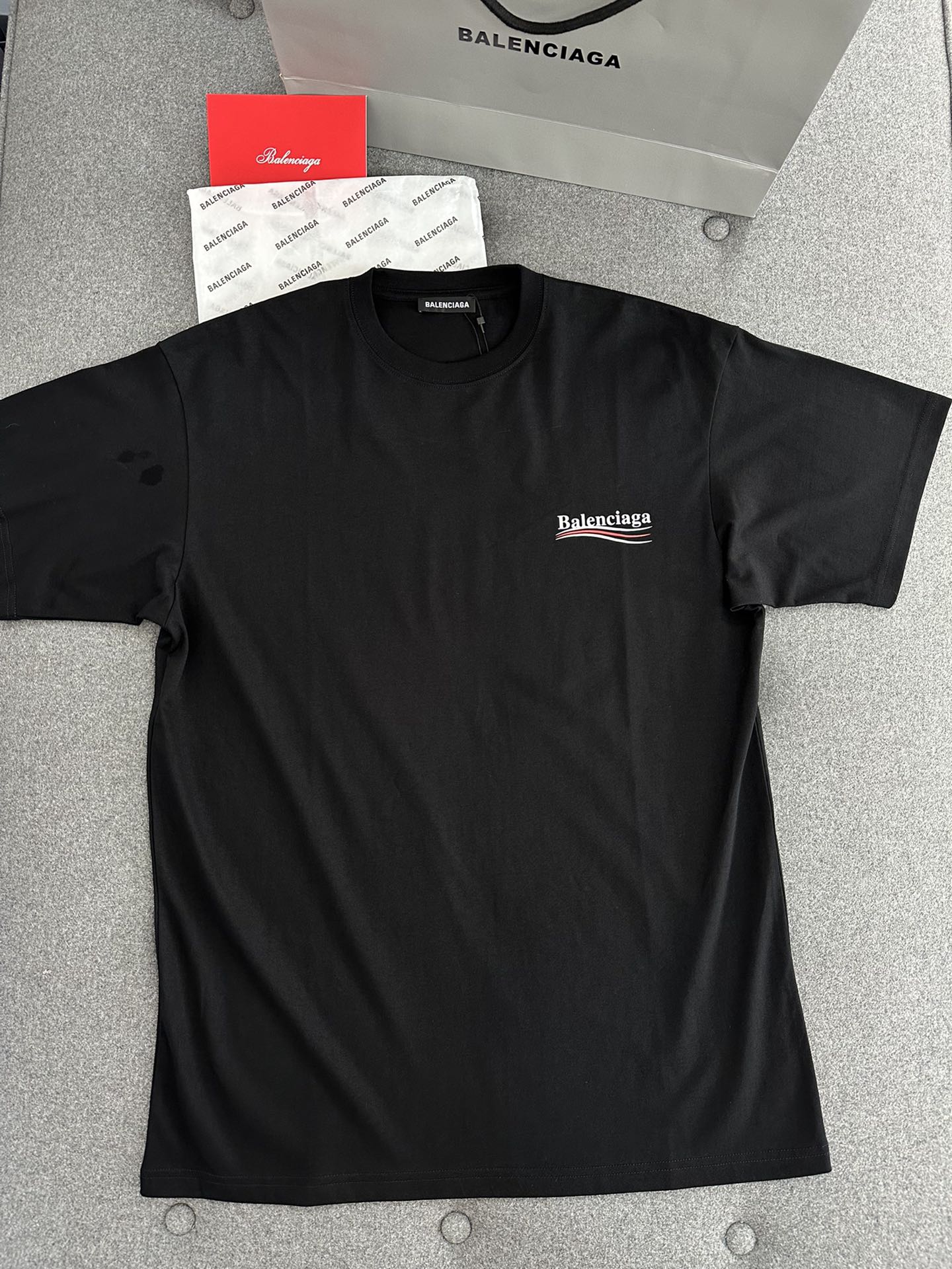 Balenciaga 발렌시아가 폴리티컬 로고 켐페인 라지 핏 반팔 티셔츠 블랙 레플리카 8번 이미지 - 의류 | 세미샵 레플리카 사이트