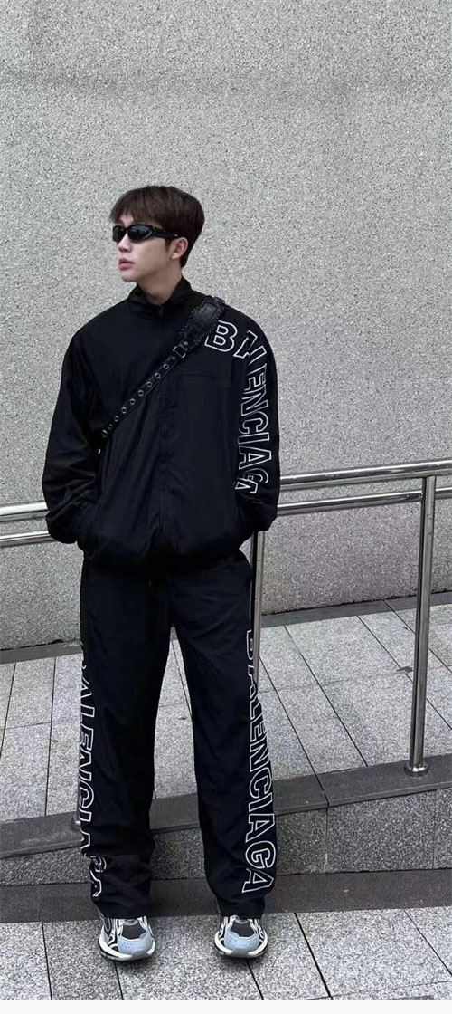 Balenciaga 발렌시아가 플리스 집업 자켓 레플리카 12번 이미지 - 의류 | 세미샵 레플리카 사이트