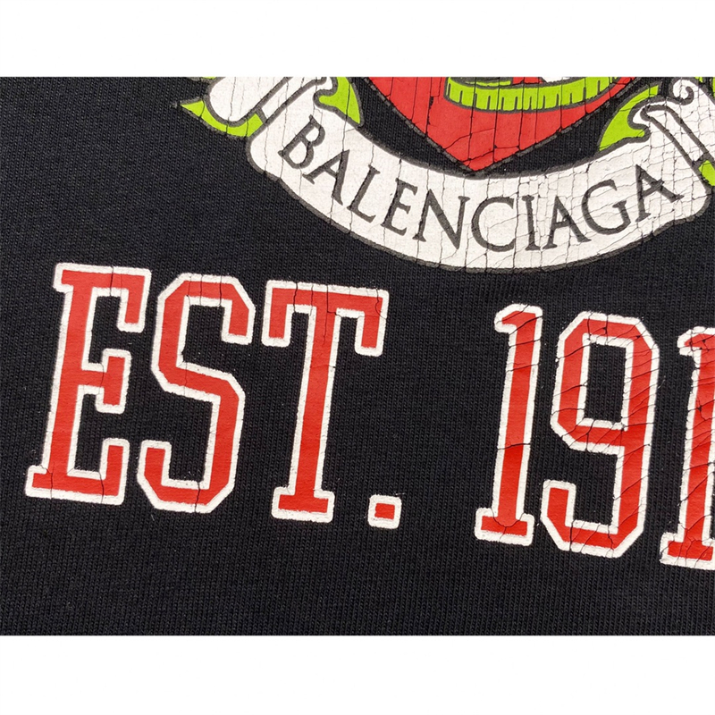 발렌시아가 발렌시아가 1917 컬리지 프린트 반팔 티셔츠 레플리카 9번 이미지 - 의류 | 세미샵 레플리카 사이트