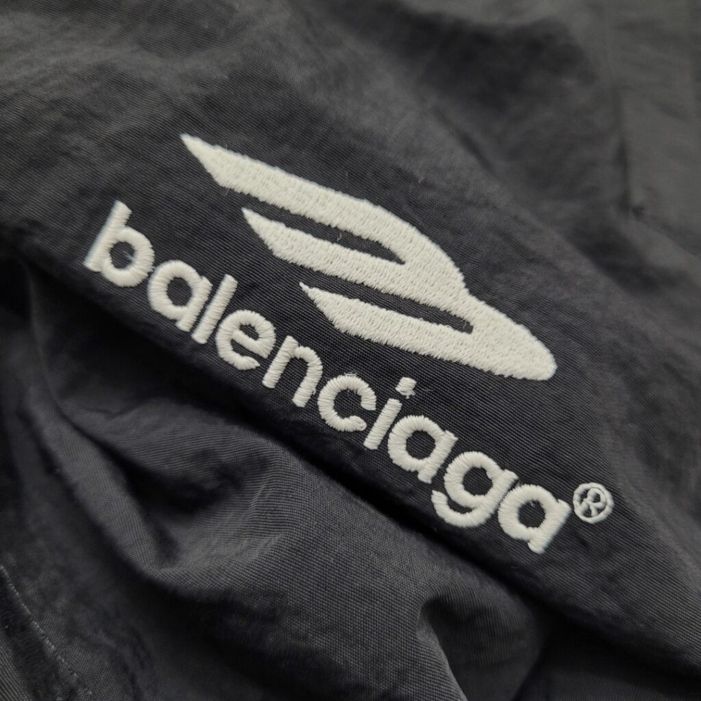 Balenciaga 발렌시아가 22FW 로고 트랙 쇼츠 레플리카 7번 이미지 - 의류 | 세미샵 레플리카 사이트