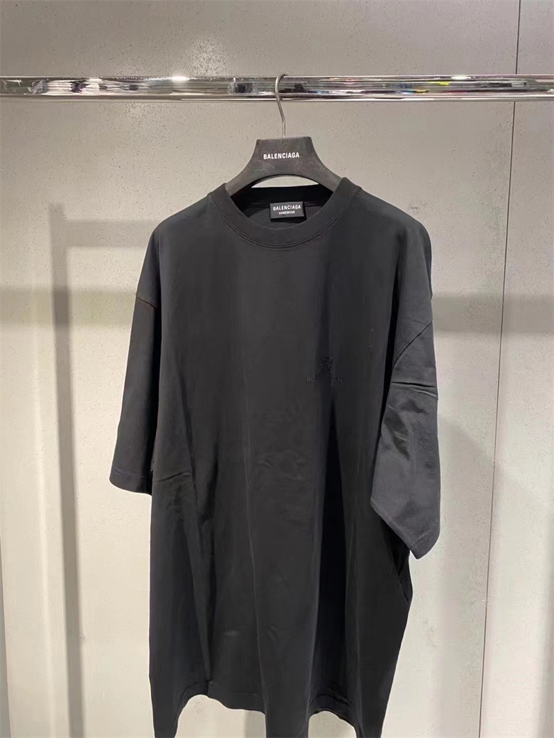 발렌시아가 발렌시아가 22ss 호텔 로고 자수 루즈핏 반팔 티셔츠 레플리카 11번 이미지 - 의류 | 세미샵 레플리카 사이트