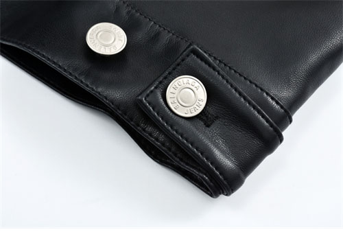 Balenciaga 발렌시아가 24FW 메탈 피어스드 가죽 자켓 레플리카 11번 이미지 - 의류 | 세미샵 레플리카 사이트