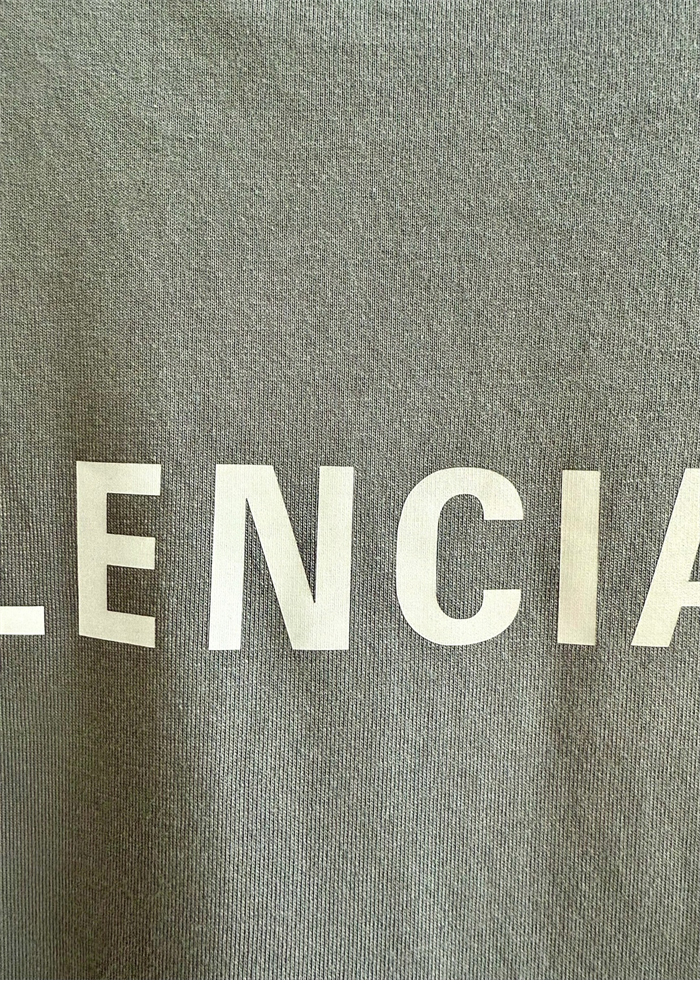 Balenciaga 발렌시아가 25SS 스트라스 반팔 티셔츠 레플리카 14번 이미지 - 의류 | 세미샵 레플리카 사이트