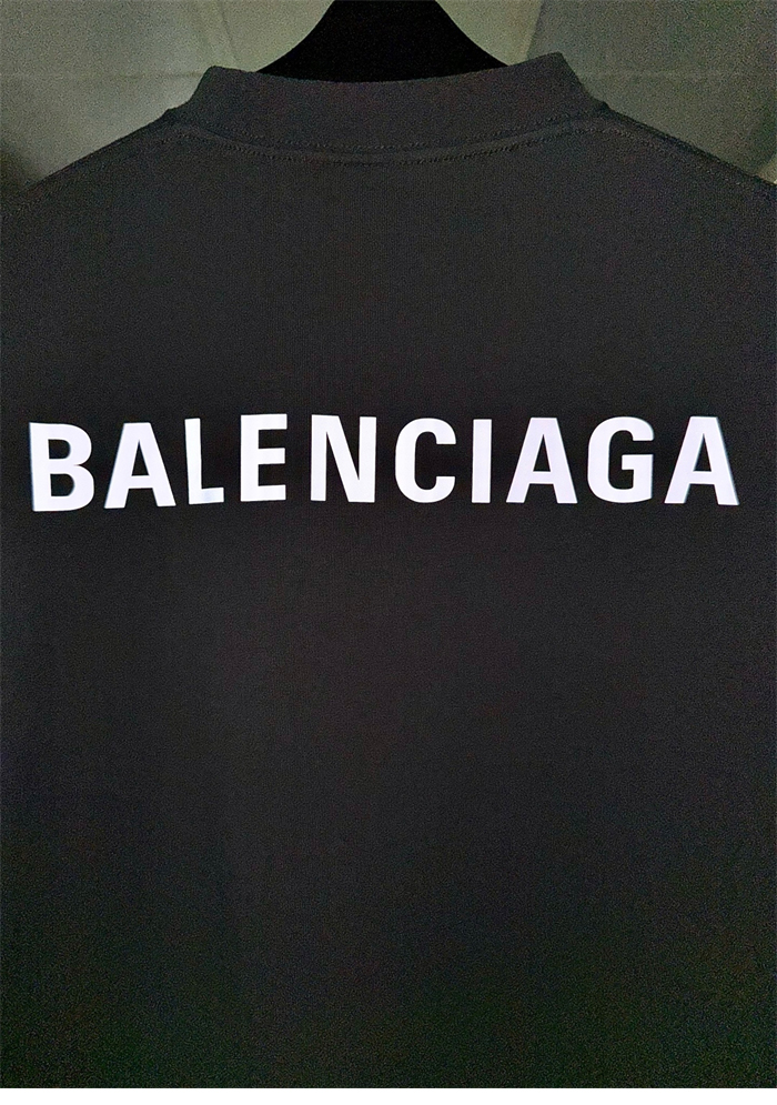 Balenciaga 발렌시아가 25SS 스트라스 반팔 티셔츠 레플리카 15번 이미지 - 의류 | 세미샵 레플리카 사이트