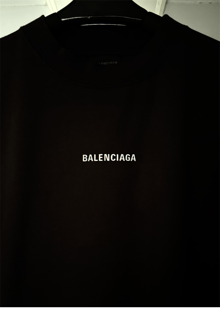 Balenciaga 발렌시아가 25SS 스트라스 반팔 티셔츠 레플리카 18번 이미지 - 의류 | 세미샵 레플리카 사이트