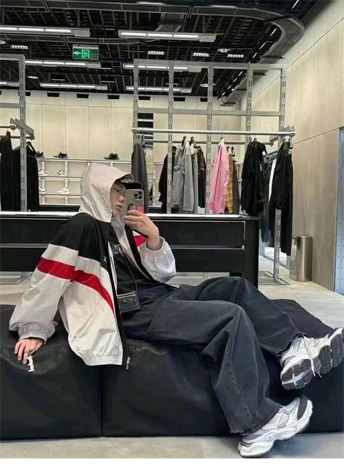 Balenciaga 발렌시아가 3B 스포츠 아이콘 트랙수트 자켓 레플리카 14번 이미지 - 의류 | 세미샵 레플리카 사이트