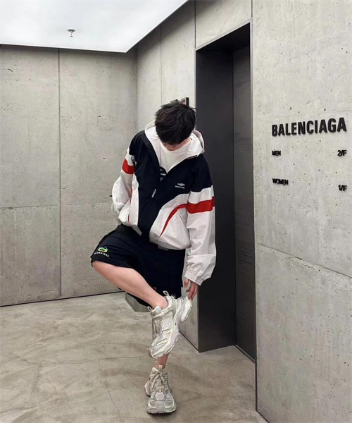 Balenciaga 발렌시아가 3B 스포츠 아이콘 트랙수트 자켓 레플리카 17번 이미지 - 의류 | 세미샵 레플리카 사이트