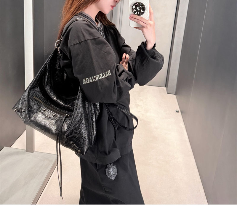 발렌시아가 발렌시아가 3B 풋볼 배기 스웨트팬츠 레플리카 5번 이미지 - 의류 | 세미샵 레플리카 사이트