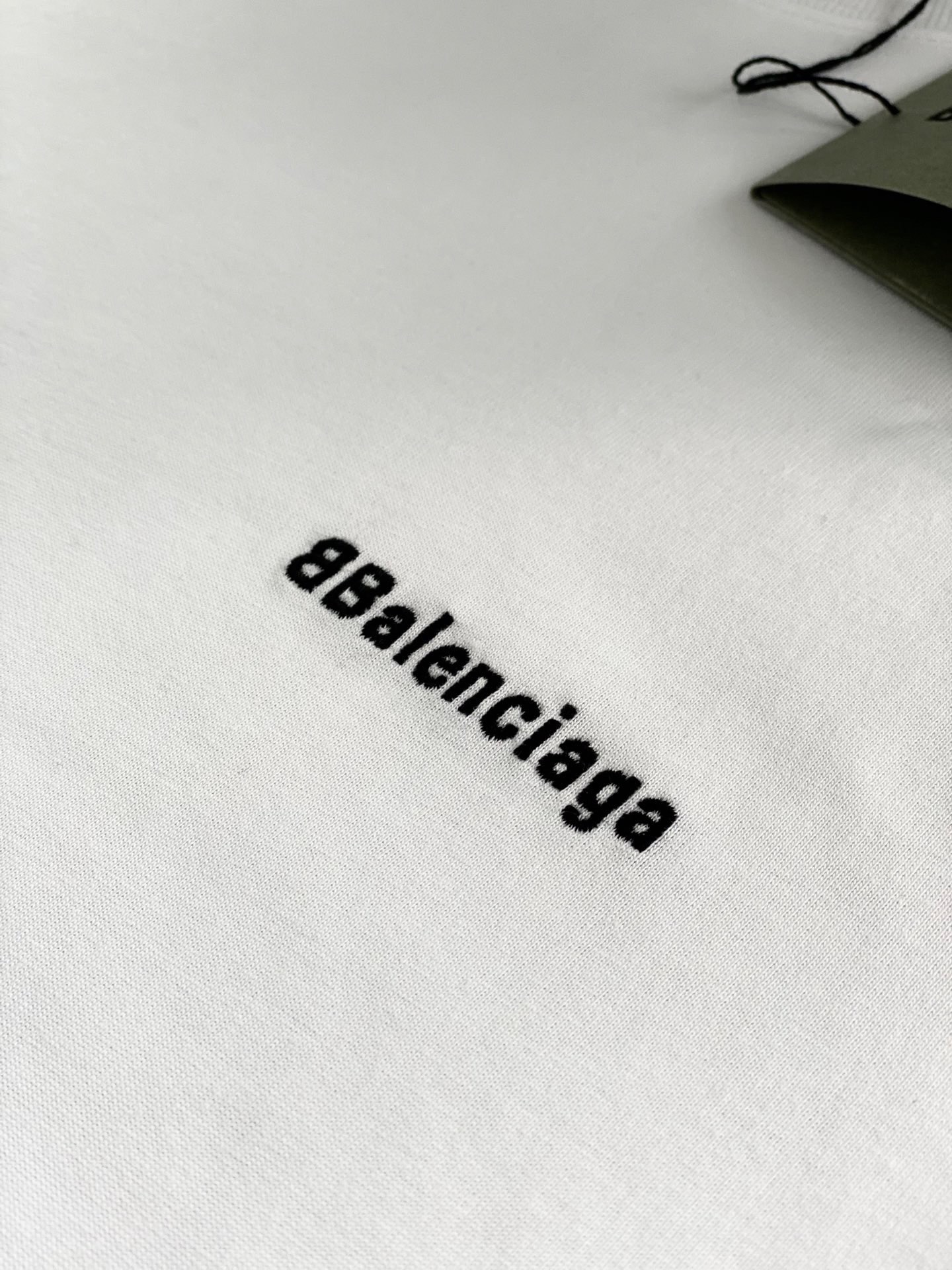 Balenciaga 발렌시아가 BB로고 자수 반팔 티셔츠 “3COLOR” 레플리카 11번 이미지 - 의류 | 세미샵 레플리카 사이트