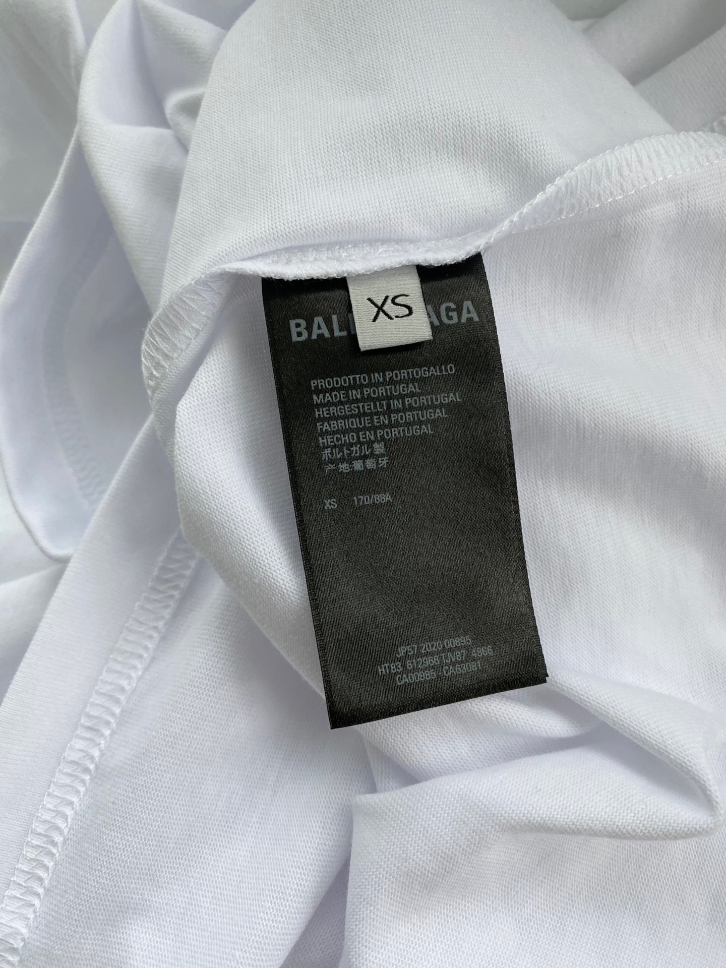 Balenciaga 발렌시아가 BB로고 자수 반팔 티셔츠 “3COLOR” 레플리카 13번 이미지 - 의류 | 세미샵 레플리카 사이트