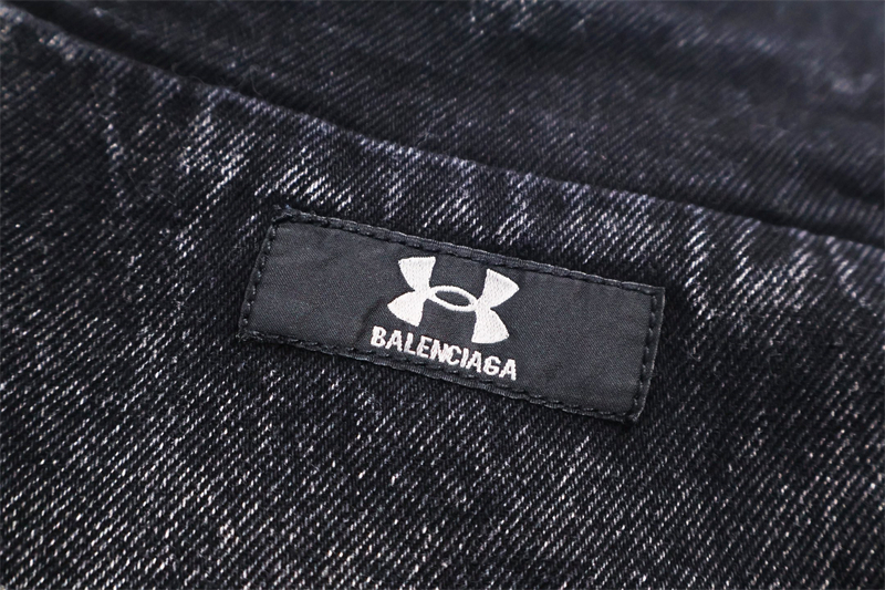 Balenciaga 발렌시아가 x 언더아머 리버서블 트랙수트 자켓 레플리카 12번 이미지 - 의류 | 세미샵 레플리카 사이트