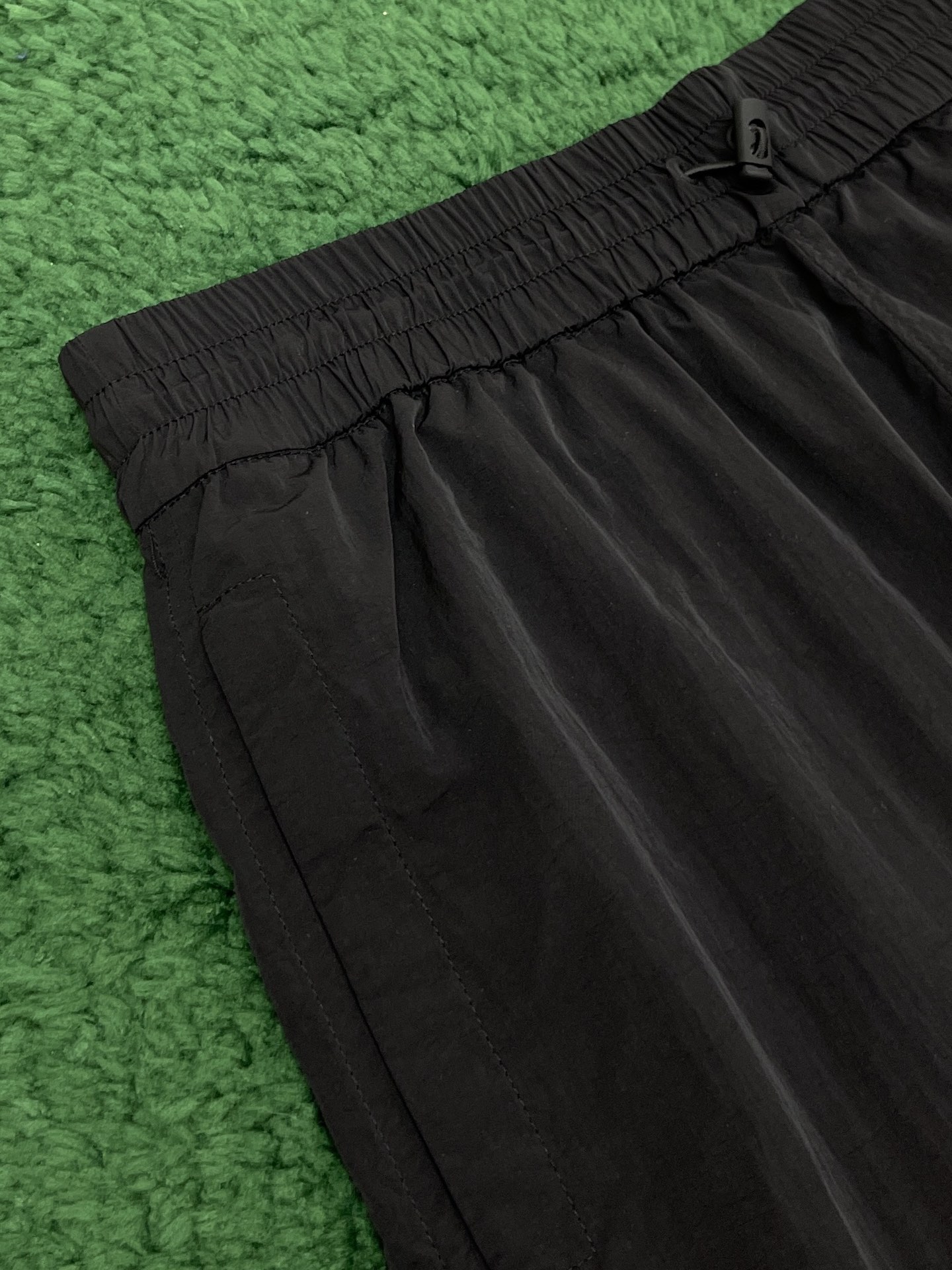 Burberry 버버리 나이트 디자인 프린트 쇼츠 “3COLOR” 레플리카 8번 이미지 - 의류 | 세미샵 레플리카 사이트