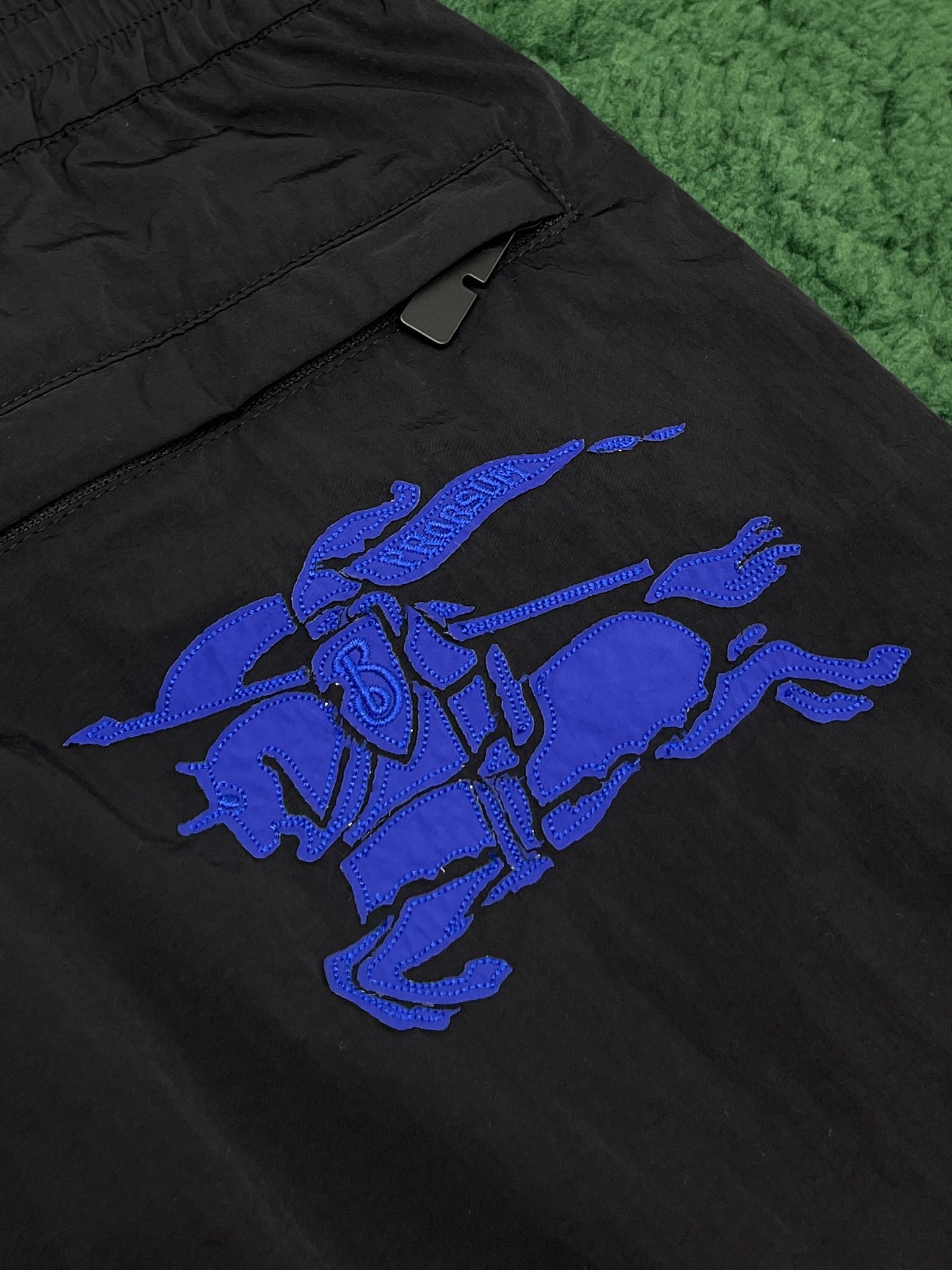 Burberry 버버리 나이트 디자인 프린트 쇼츠 “3COLOR” 레플리카 10번 이미지 - 의류 | 세미샵 레플리카 사이트