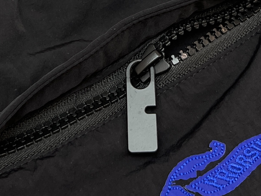 Burberry 버버리 나이트 디자인 프린트 쇼츠 “3COLOR” 레플리카 11번 이미지 - 의류 | 세미샵 레플리카 사이트