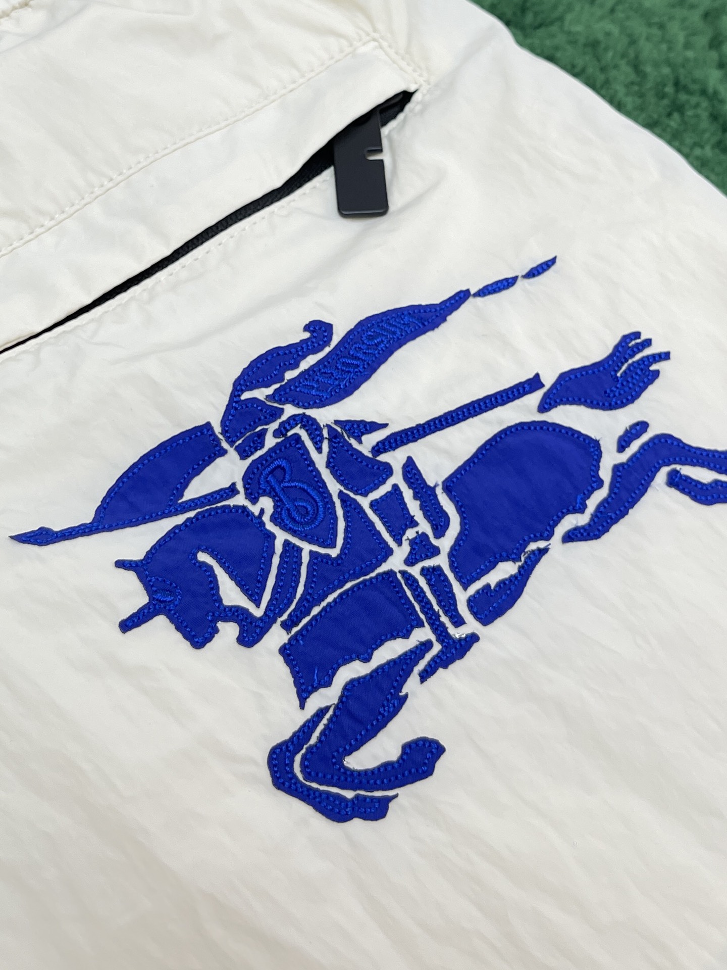 Burberry 버버리 나이트 디자인 프린트 쇼츠 “3COLOR” 레플리카 20번 이미지 - 의류 | 세미샵 레플리카 사이트