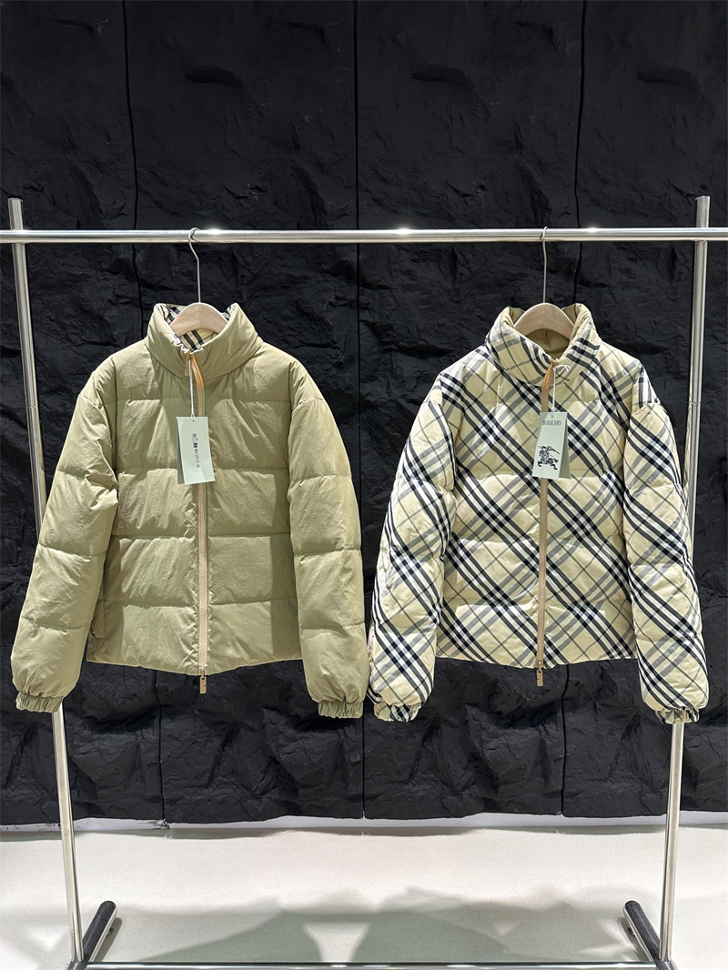 버버리 버버리 리버시블 다운 패딩 자켓 레플리카 1번 이미지 - 의류 | 세미샵 레플리카 사이트
