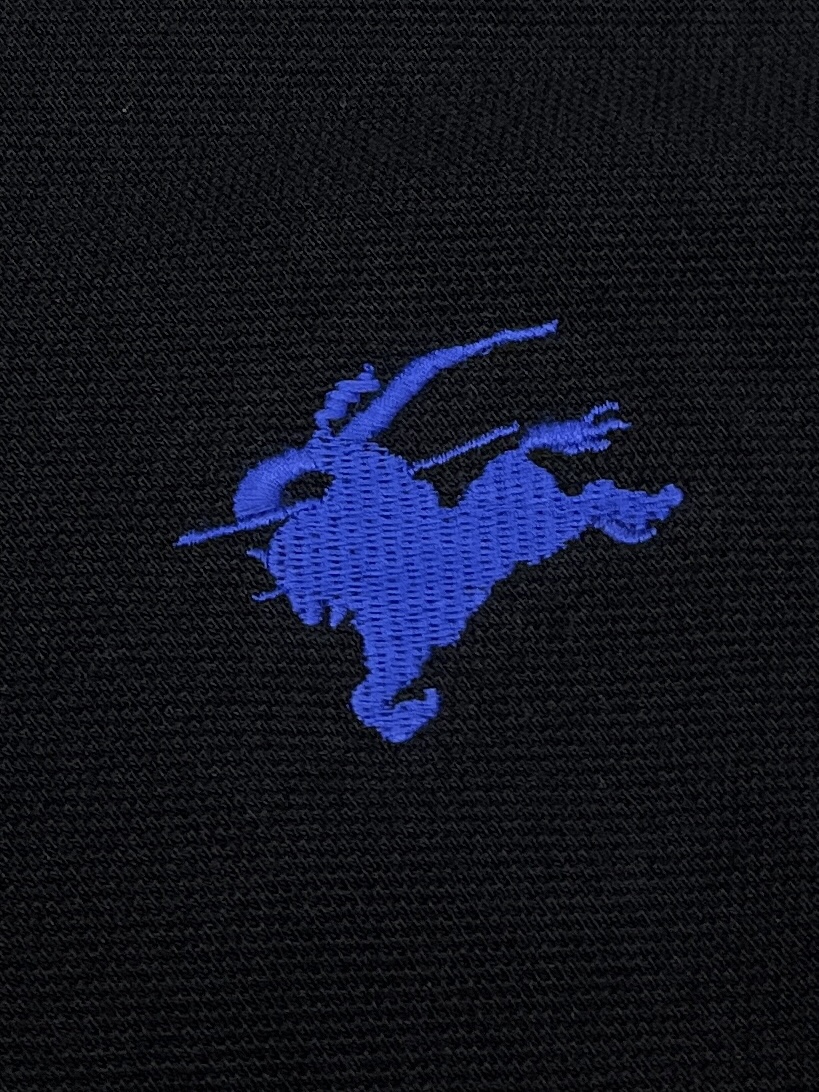 Burberry 버버리 블루 나이트 디자인 자수 피케이 폴로 셔츠 “3COLOR” 레플리카 10번 이미지 - 의류 | 세미샵 레플리카 사이트