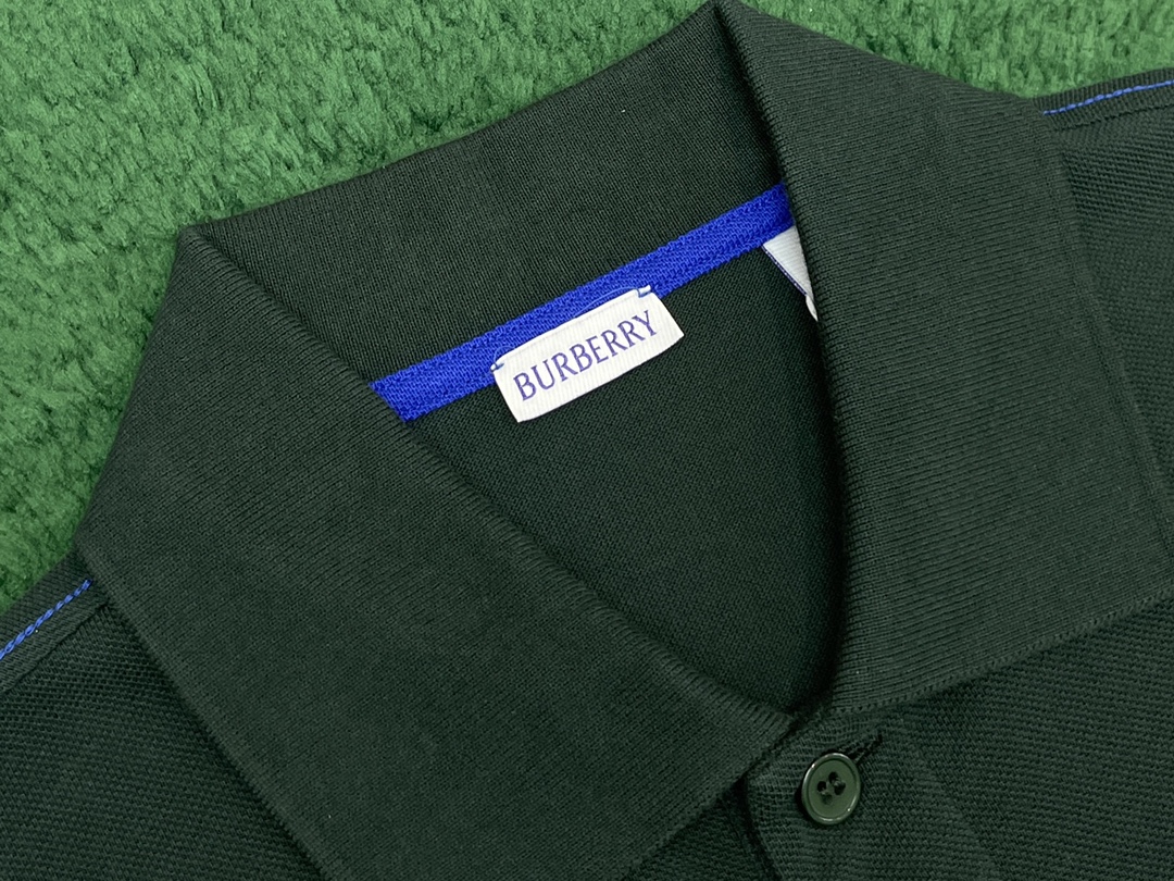 Burberry 버버리 블루 나이트 디자인 자수 피케이 폴로 셔츠 “3COLOR” 레플리카 13번 이미지 - 의류 | 세미샵 레플리카 사이트