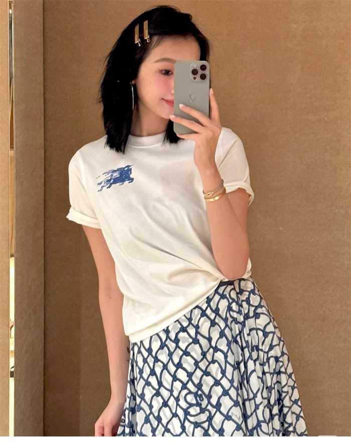 Burberry 버버리 스크린 프린트 EKD 코튼 티셔츠 레플리카 2번 이미지 - 의류 | 세미샵 레플리카 사이트