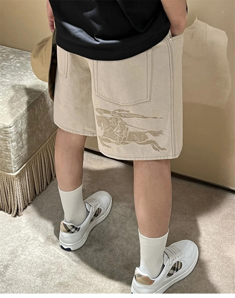 Burberry 버버리 코튼 블렌드 EKD 숏 팬츠 레플리카 3번 이미지 - 의류 | 세미샵 레플리카 사이트