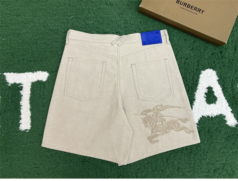 Burberry 버버리 코튼 블렌드 EKD 숏 팬츠 레플리카 6번 이미지 - 의류 | 세미샵 레플리카 사이트