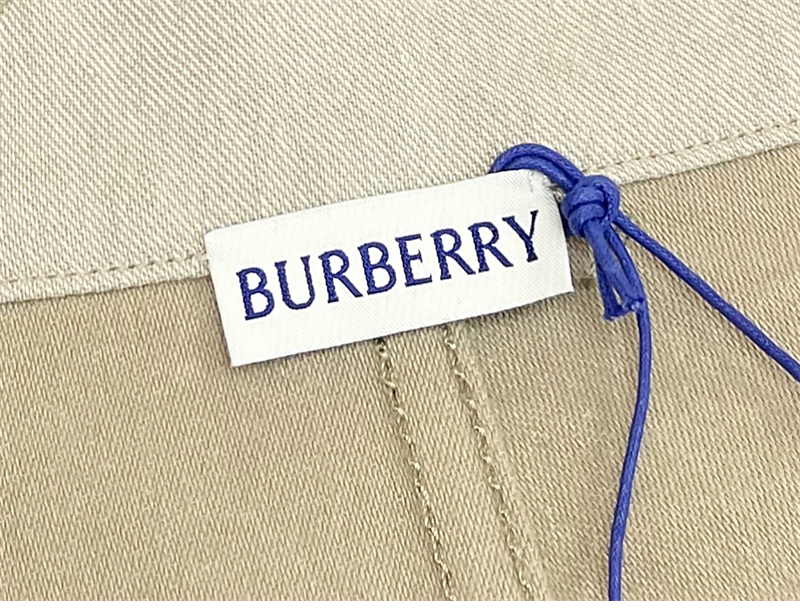 Burberry 버버리 코튼 블렌드 EKD 숏 팬츠 레플리카 7번 이미지 - 의류 | 세미샵 레플리카 사이트