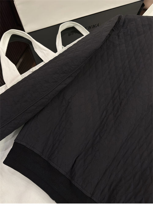 Burberry 버버리 퀼팅 나일론 봄버 자켓 레플리카 14번 이미지 - 의류 | 세미샵 레플리카 사이트