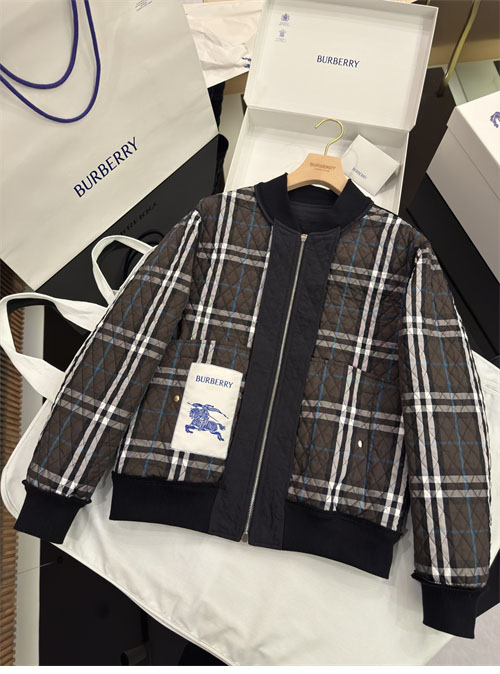 Burberry 버버리 퀼팅 나일론 봄버 자켓 레플리카 16번 이미지 - 의류 | 세미샵 레플리카 사이트