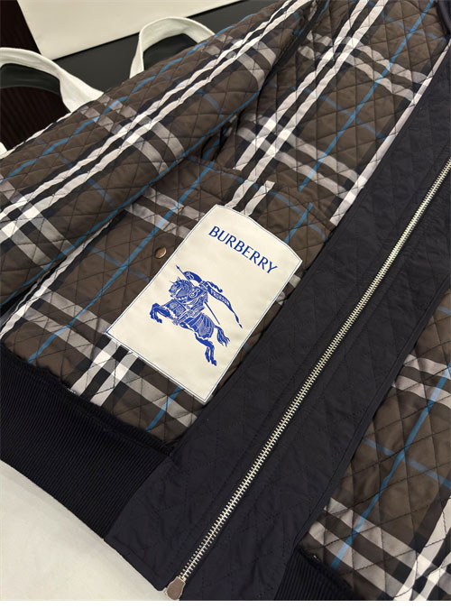 Burberry 버버리 퀼팅 나일론 봄버 자켓 레플리카 22번 이미지 - 의류 | 세미샵 레플리카 사이트
