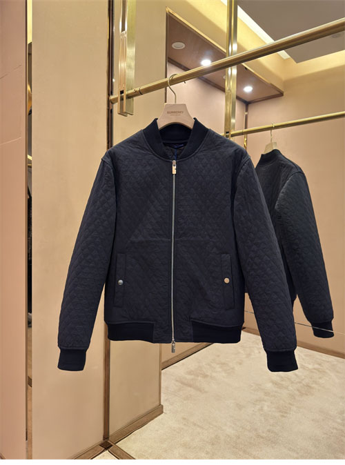 Burberry 버버리 퀼팅 나일론 봄버 자켓 레플리카 25번 이미지 - 의류 | 세미샵 레플리카 사이트