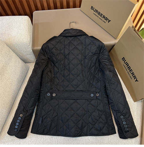 Burberry 버버리 퀼팅 여성용 자켓 레플리카 5번 이미지 - 의류 | 세미샵 레플리카 사이트
