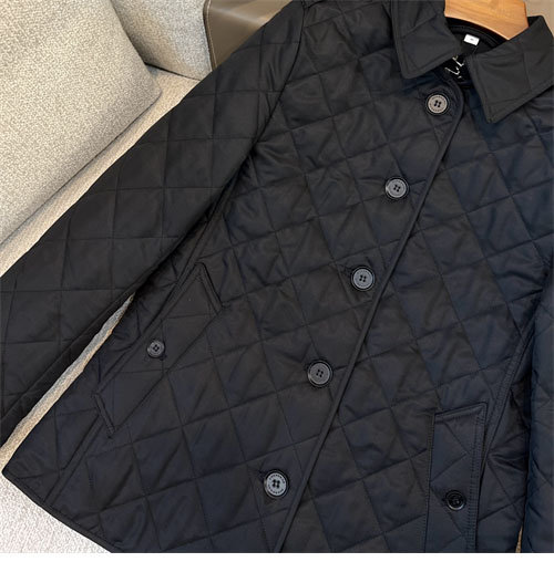 Burberry 버버리 퀼팅 여성용 자켓 레플리카 11번 이미지 - 의류 | 세미샵 레플리카 사이트