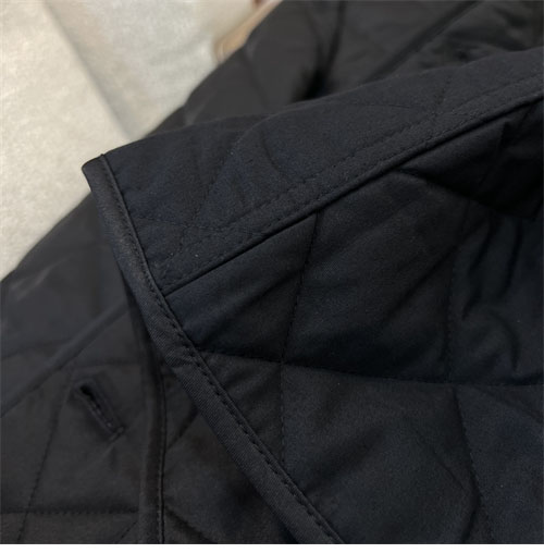 Burberry 버버리 퀼팅 여성용 자켓 레플리카 18번 이미지 - 의류 | 세미샵 레플리카 사이트