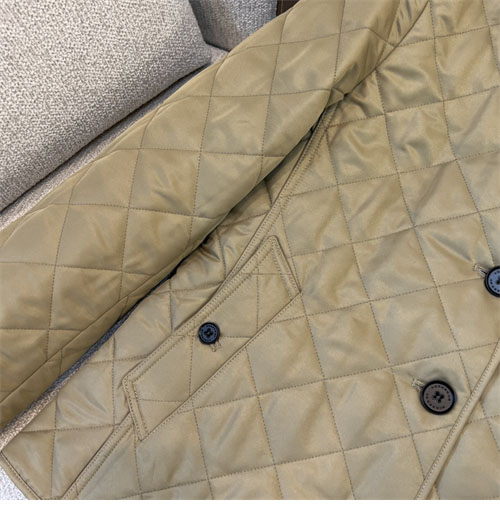 Burberry 버버리 퀼팅 여성용 자켓 레플리카 24번 이미지 - 의류 | 세미샵 레플리카 사이트