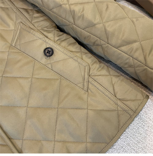 Burberry 버버리 퀼팅 여성용 자켓 레플리카 25번 이미지 - 의류 | 세미샵 레플리카 사이트