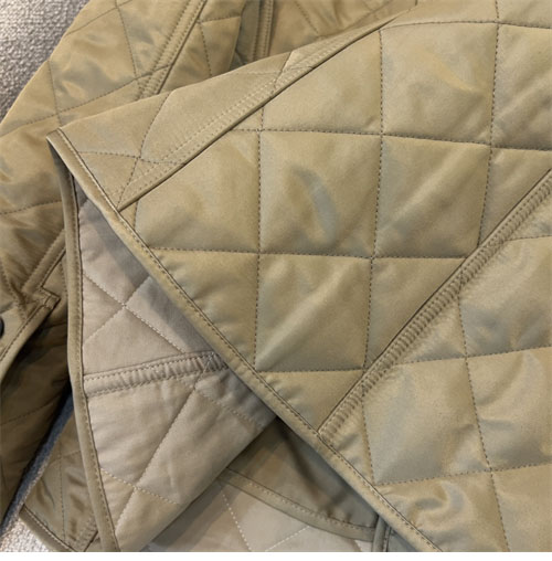 Burberry 버버리 퀼팅 여성용 자켓 레플리카 29번 이미지 - 의류 | 세미샵 레플리카 사이트