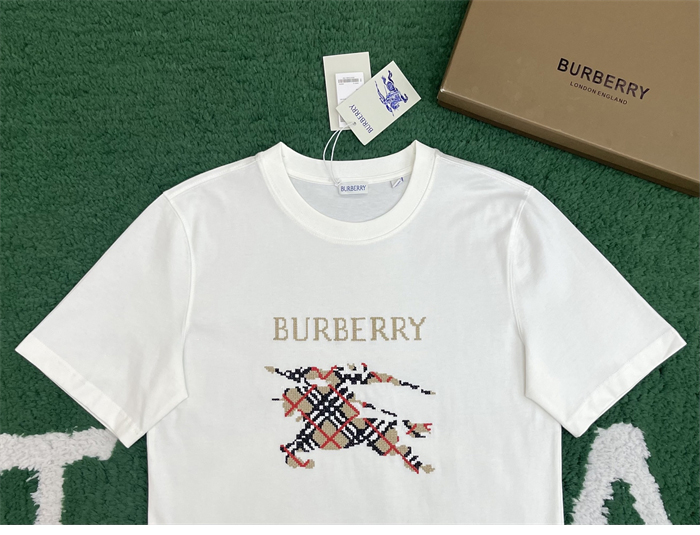 Burberry 버버리 크로스 스티치 EKD 코튼 반팔 티셔츠 레플리카 17번 이미지 - 의류 | 세미샵 레플리카 사이트
