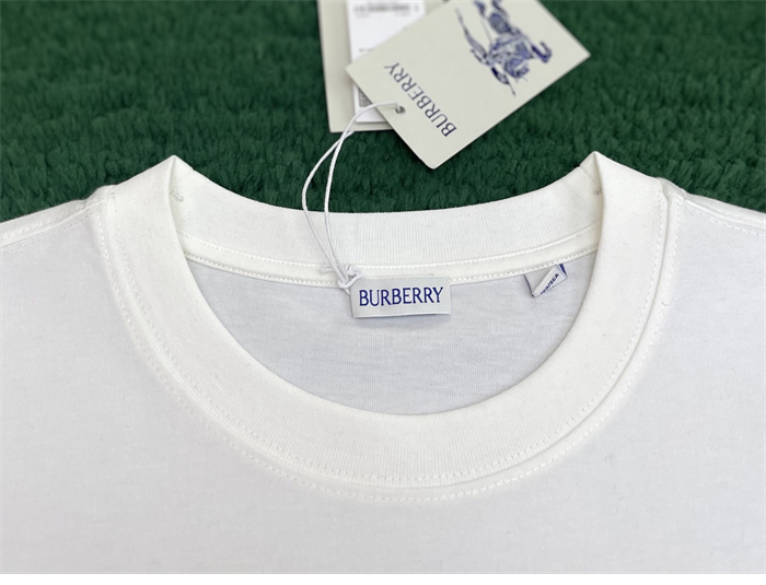 Burberry 버버리 크로스 스티치 EKD 코튼 반팔 티셔츠 레플리카 18번 이미지 - 의류 | 세미샵 레플리카 사이트