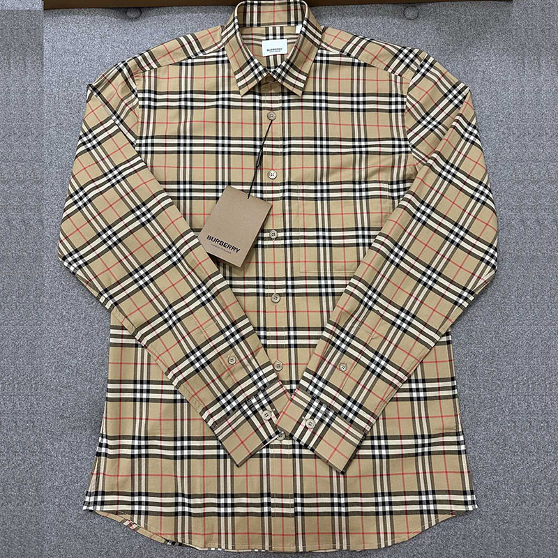 Burberry 버버리 클래식 체크 코튼 포플린 셔츠 레플리카 1번 이미지 - 의류 | 세미샵 레플리카 사이트