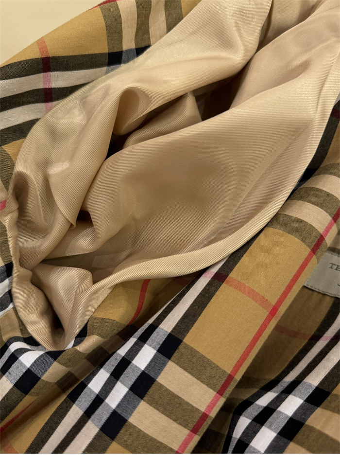 Burberry 버버리 해리티지 여성용 롱 뉴 웨스트민스터 트렌치 코트 베이지 레플리카 16번 이미지 - 의류 | 세미샵 레플리카 사이트